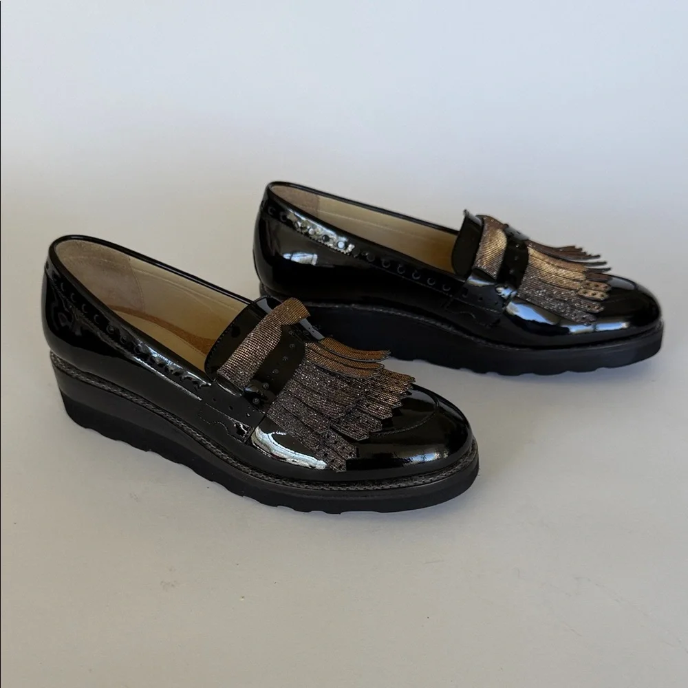 Mr. Pennywise Wedged Black Patent Loafer with Metallic Fringe - Picture 4 of 16